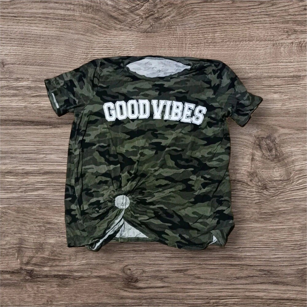 Good Vibes Camo T-Shirt Women's Green Black  Short Sleeve Tie Front Top Juniors